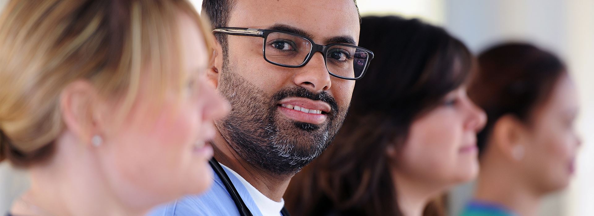 الوظائف والتدرج المهني مركز جونز هوبكنز أرامكو الطبي